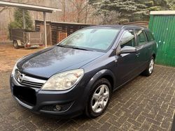 Blau Gebraucht 2008 Opel Astra Kombi | 3.490 € (Teuer)