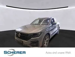 Siliziumgrau metallic Gebraucht 2021 VW Touareg R-line SUV | 48.930 € (Fairer Preis)