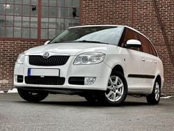 Weiß Gebraucht 2008 Skoda Fabia Ambiente Limousine | 3.993 € (Etwas zu teuer)