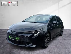 Black mica / ink (metallic) Gebraucht 2021 Toyota Corolla Kombi | 19.990 € (Superpreis)