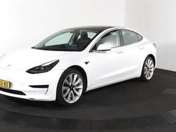 Weiß Gebraucht 2020 Tesla Model 3 Standard Range Limousine | 18.000 € (Superpreis)