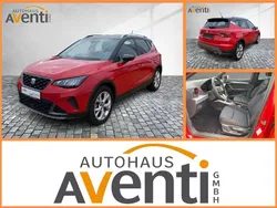 Rot/schwarz Gebraucht 2023 Seat Arona FR SUV | 18.679 € (Fairer Preis)