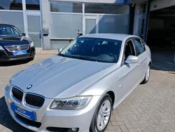 Grau Gebraucht 2008 BMW 320 Limousine | 2.600 €