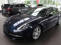 Farbe: blau metallic Gebraucht 2019 Porsche Panamera Sport Turismo Limousine | 73.590 € (Guter Preis)