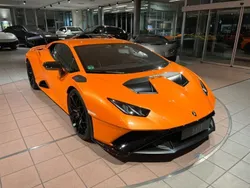 Orange Gebraucht 2024 Lamborghini Huracán | 349.990 € (Fairer Preis)