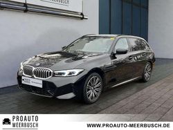 Black sapphire Gebraucht 2024 BMW 320 M Sport Kombi | 38.985 € (Fairer Preis)