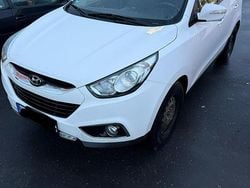 Weiß Gebraucht 2012 Hyundai ix35 SUV | 7.500 €