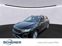 Deep black perleffekt (metallic) Gebraucht 2022 VW T-Roc Life SUV | 19.930 € (Fairer Preis)