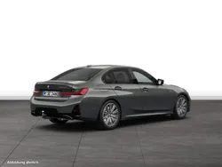 Grau Gebraucht 2024 BMW M340 M Sport Limousine | 69.270 €