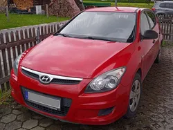 Rot Gebraucht 2009 Hyundai i30 Edition+ Limousine | 2.800 € (Guter Preis)