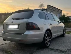Beige Gebraucht 2010 VW Golf VI Kombi | 7.500 € (Teuer)