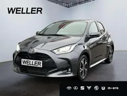 Grau Neu 2025 Toyota Yaris Hybrid Kleinwagen | 27.790 €