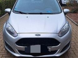 Silber Gebraucht 2016 Ford Fiesta Titanium Kleinwagen | 7.500 € (Fairer Preis)