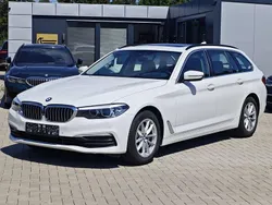 Alpinweiss iii Gebraucht 2017 BMW 520 Sport Line Kombi | 19.190 € (Fairer Preis)