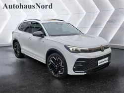 Weiß Gebraucht 2024 VW Tiguan R-line SUV | 48.900 € (Superpreis)
