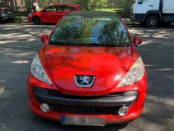 Rot Gebraucht 2009 Peugeot 207 Urban Move Limousine | 3.500 € (Etwas zu teuer)