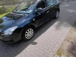 Schwarz Gebraucht 2009 Hyundai i30 Kombi | 3.200 € (Fairer Preis)