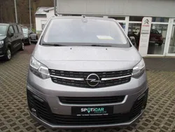 Kontrast grau/quarz silber Gebraucht 2022 Opel Zafira Life Business Edition Van | 36.950 € (Teuer)