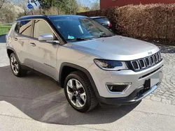 Grau Gebraucht 2017 Jeep Compass Opening Edition SUV | 13.997 € (Fairer Preis)