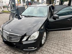 Schwarz Gebraucht 2009 Mercedes E350 Limousine | 11.500 €