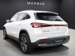 Unilack polarweiß Gebraucht 2022 Mercedes EQA250 Progressive SUV | 28.450 € (Guter Preis)