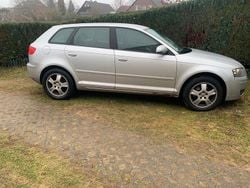 Silber Gebraucht 2005 Audi A3 Sportback Kleinwagen | 2.000 € (Fairer Preis)