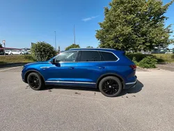 Blau Gebraucht 2018 VW Touareg SUV | 41.900 € (Fairer Preis)