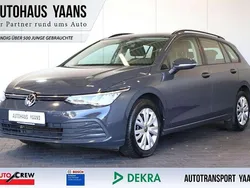 Grau Gebraucht 2022 VW Golf VIII Life Kombi | 16.679 € (Superpreis)