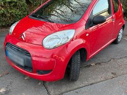 Rot Gebraucht 2009 Citroën C1 Kleinwagen | 1.750 €