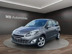 Grau Gebraucht 2009 Renault Scénic III Dynamique Van / Kleinbus | 2.300 € (Superpreis)