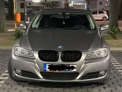 Silber Gebraucht 2011 BMW 318 Kombi | 3.990 € (Superpreis)