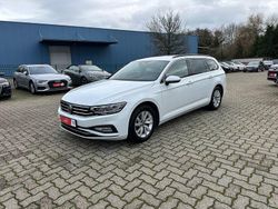 Weiß Gebraucht 2023 VW Passat Business Limousine | 21.490 € (Guter Preis)