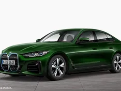 Grün Gebraucht 2022 BMW i4 Shadowline Limousine | 39.406 € (Superpreis)