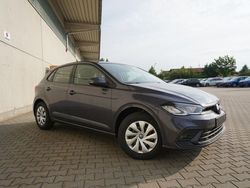 Rauchgrau Gebraucht 2023 VW Polo Life Limousine | 16.950 € (Guter Preis)