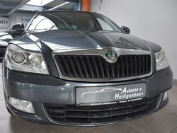 Grau Gebraucht 2009 Skoda Octavia LAURIN & KLEMENT Kombi | 3.980 € (Guter Preis)