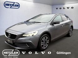 Grau Gebraucht 2017 Volvo V40 CC Momentum Kombi | 13.990 € (Etwas zu teuer)