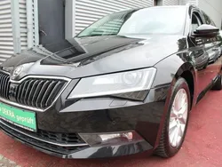 Schwarzmagic perleffekt Gebraucht 2018 Skoda Superb Style Kombi | 22.482 € (Etwas zu teuer)