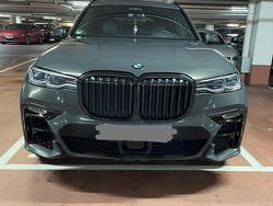 Grau Gebraucht 2021 BMW X7 M Sport SUV | 59.500 € (Fairer Preis)