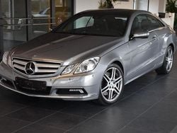 Grau Gebraucht 2009 Mercedes E500 Avantgarde Coupé | 13.000 € (Fairer Preis)