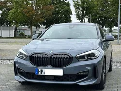 Grau Gebraucht 2024 BMW 120 M Sport Kleinwagen | 34.900 € (Etwas zu teuer)