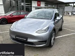 Silber Gebraucht 2024 Tesla Model Y Long Range RWD SUV | 43.500 € (Teuer)