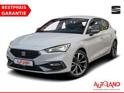 Weiß Gebraucht 2020 Seat Leon FR Limousine | 22.950 € (Etwas zu teuer)