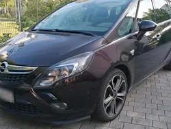 Braun Gebraucht 2012 Opel Zafira Tourer OPC Van / Kleinbus | 6.500 € (Fairer Preis)