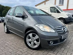 Grau Gebraucht 2010 Mercedes A160 Limousine | 4.999 € (Etwas zu teuer)