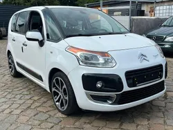 Weiß Gebraucht 2009 Citroën C3 Picasso Exclusive Van / Kleinbus | 3.999 € (Fairer Preis)