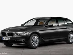 Grau Gebraucht 2018 BMW 530 Kombi | 24.910 € (Guter Preis)