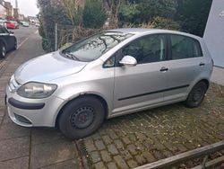 Grau Gebraucht 2005 VW Golf V Kleinwagen | 1.100 € (Superpreis)