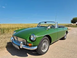 Grün Gebraucht 1966 MG B Cabrio | 18.390 €