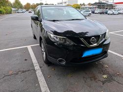 Schwarz Gebraucht 2014 Nissan Qashqai SUV | 9.999 €