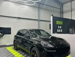 Porsche Cayenne GTS